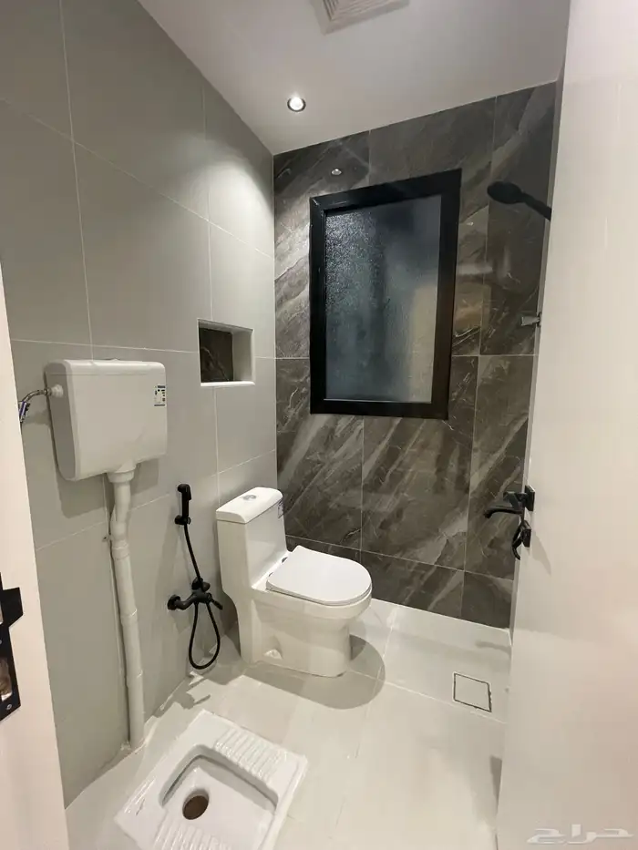 للبيع شقه دور أرضي مع بايكه مودرن بالمحاله ابها 9