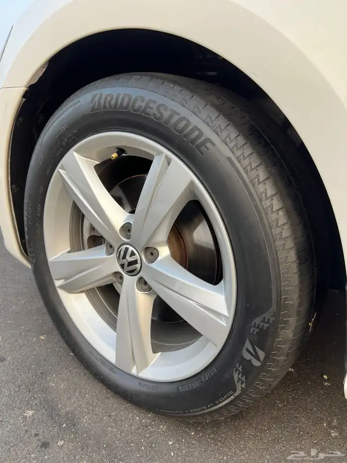 فولكس واجن 2012 فل كامل بدي وكاله مخزن 32