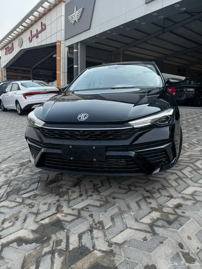 ام جي فايف موديل 2025 2