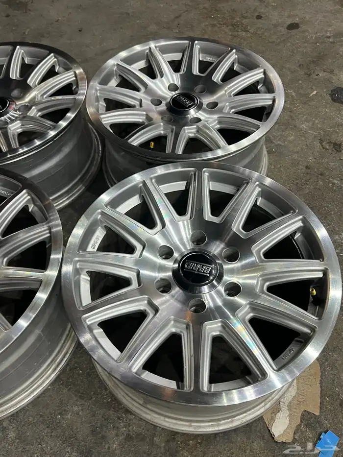 جنوط البرايد نيكل 6 مسمار مقاس 17 يركب علا جيب 23 وا جمس 12