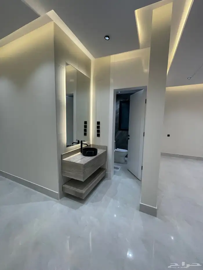 للبيع شقه دور أرضي مع بايكه مودرن بالمحاله ابها 10