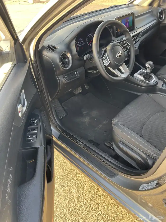 كيا سيراتو 2020 11