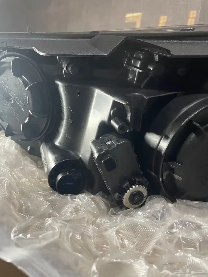 شمعة اسطب كيا ريو اصلية وكالة جديد يمين 2018-2023 3