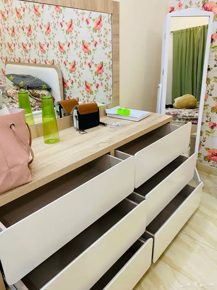 غرفة نوم كاملة ( نفرين ) 7 قطع 0