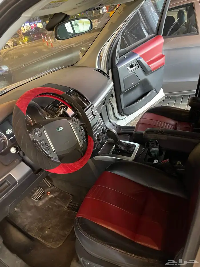 لاند روفر 12