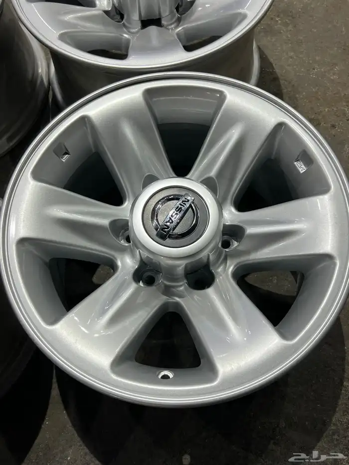 جنوط اصلي وكالة نيسان فتك 2002 نضيفه بالمره عددها 4 0