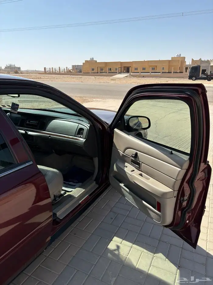 كراون فكتوريا 2007 فل كامل 11