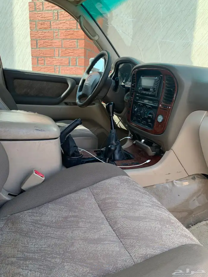 تايوتا لاندكروزر جكس قير عادي. 4