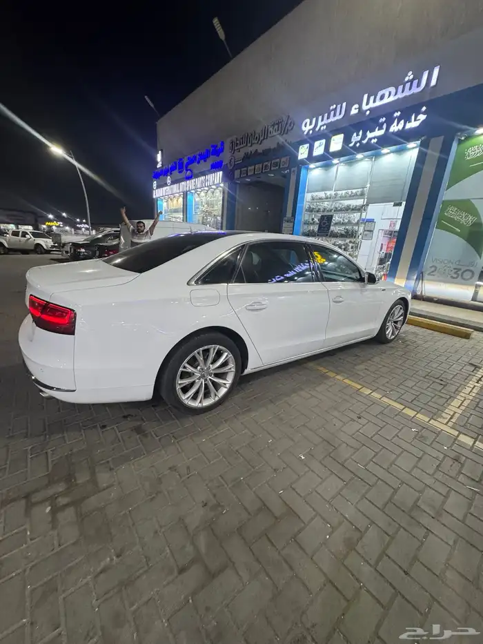 اودي A8 للبيع 4