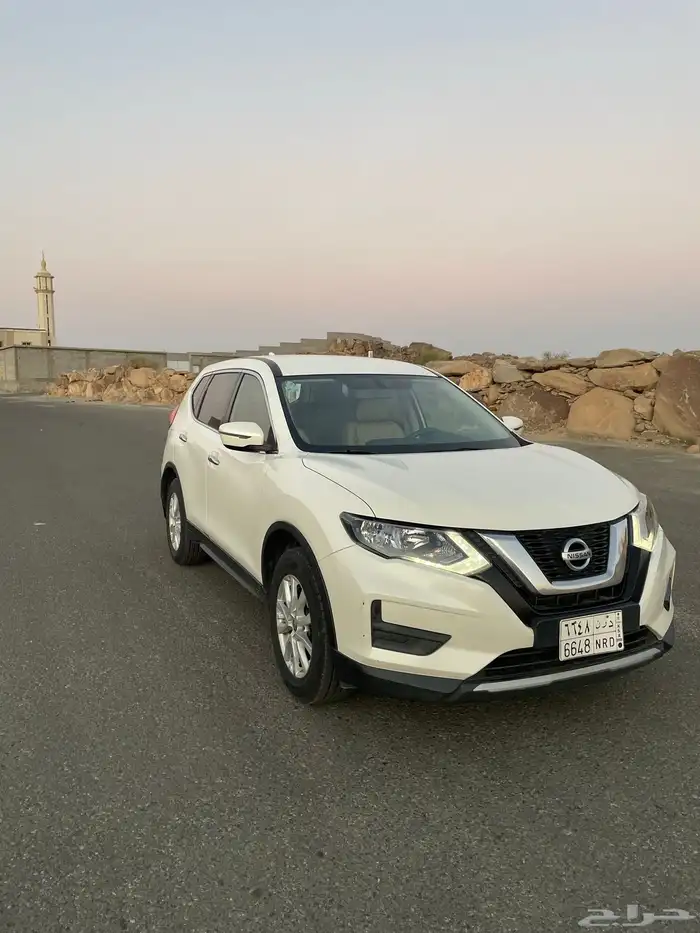 للبيع نسيان اكس تريل 2018 سعودي 2