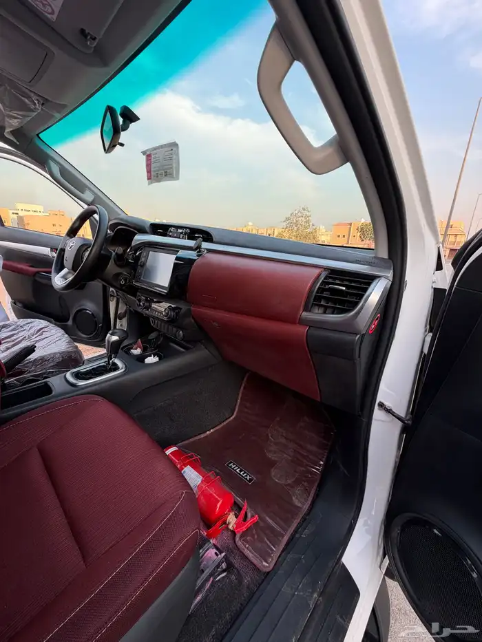 هايلوكس 2022 دبل بنزين وكالة 7