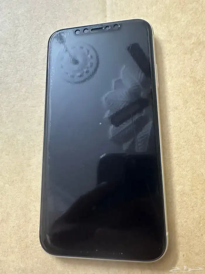 ايفون 11 أبيض 0