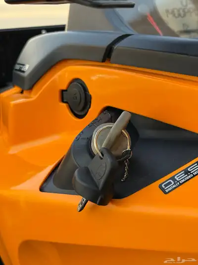 للبيع  دباب Can-Am Outlander 1000 موديل 2015 index