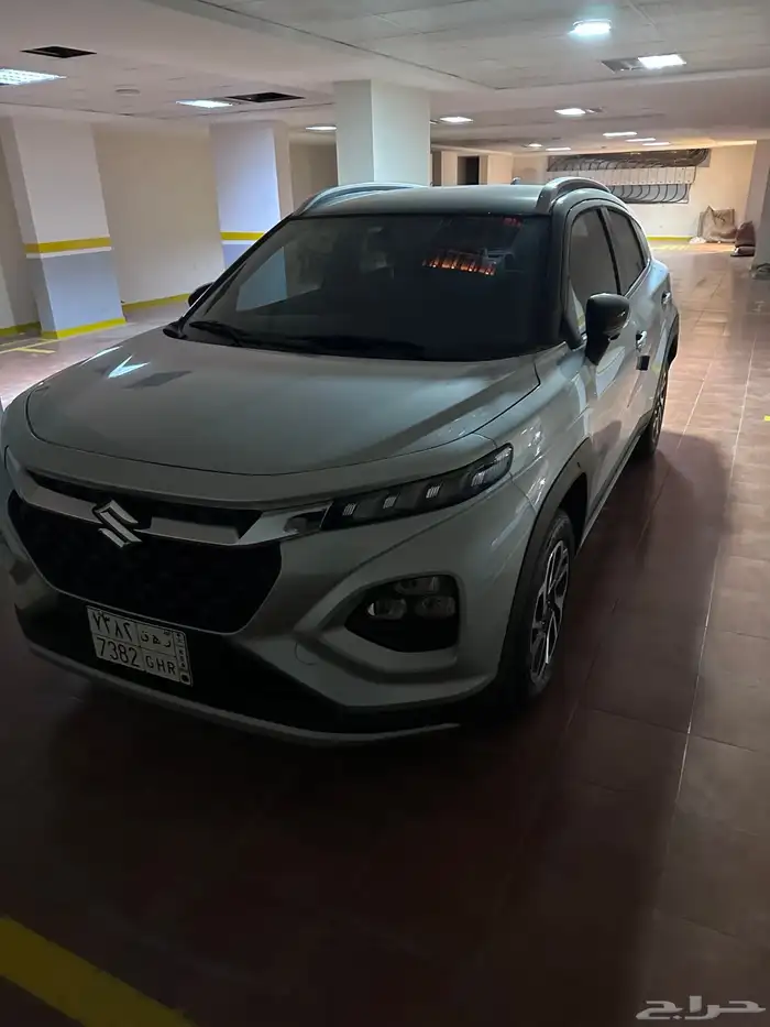 سوزوكي فرونكس GLX 2025 4