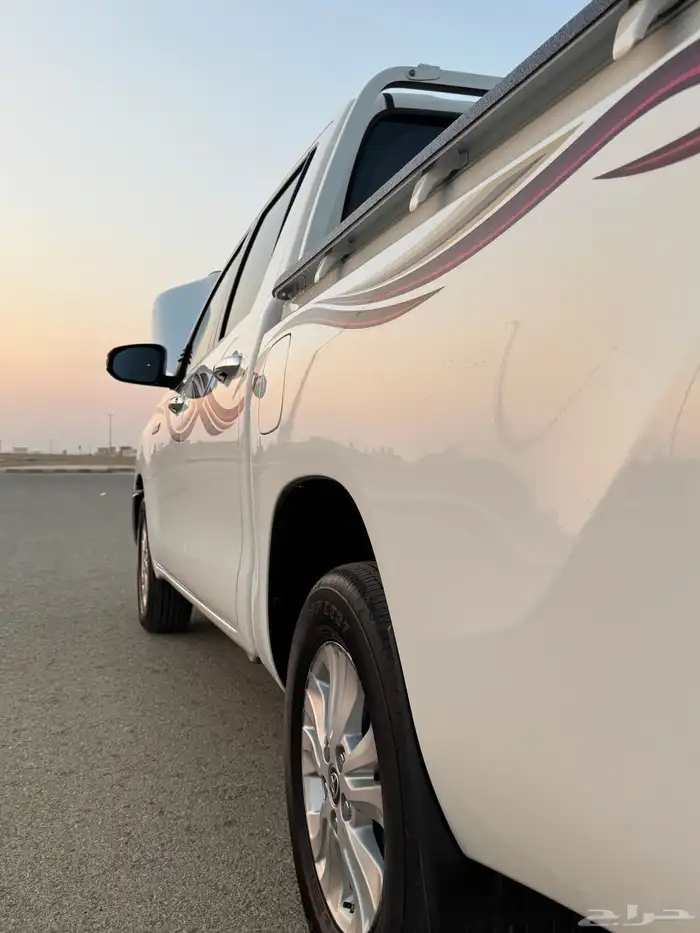 هايلوكس 2024 6