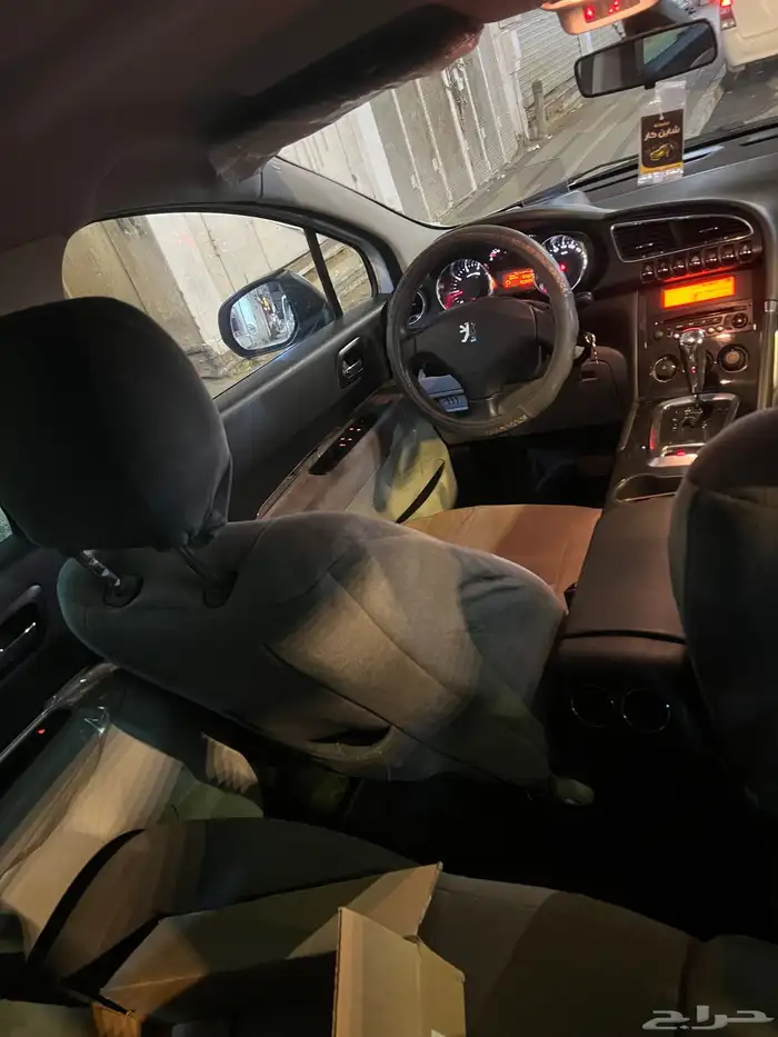 سيارة بيجو 3008 للبيع موديل 2013 0