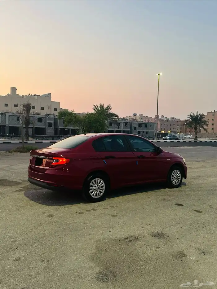 دودج نيون 2017 نظيف جدا للبيع او البدل ب اقل ب جنسيس 2