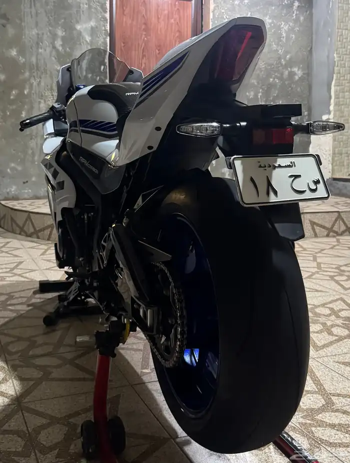 suzuki gsxr1000r 2018 2