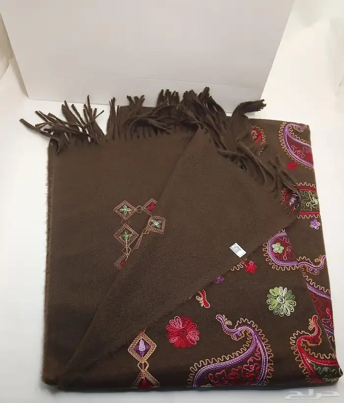 كولكشن الشتاء شالات كشميري. مطرز 16