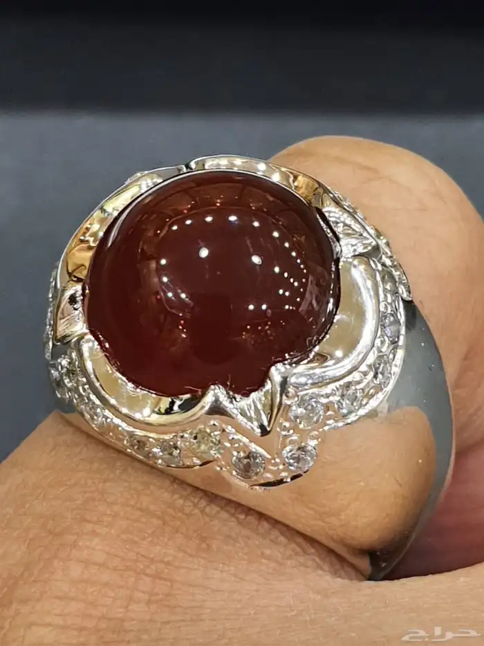 خاتم عقيق يماني كرزي كابشون 1