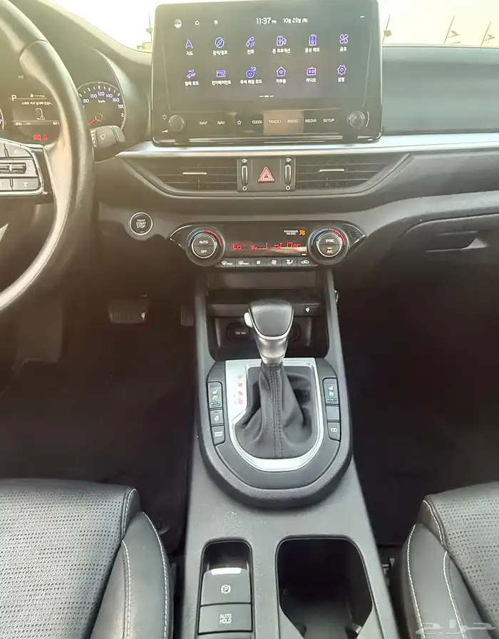 كيا K3 ( بنزين ) 2022 اعلى نوع بدون فتحه سقف للبيع 13