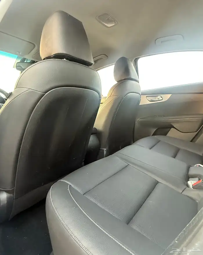 كيا K3 ( بنزين ) 2022 اعلى نوع بدون فتحه سقف للبيع 11