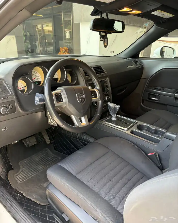 تشالنجر 2013 RT 5.7 V8 10