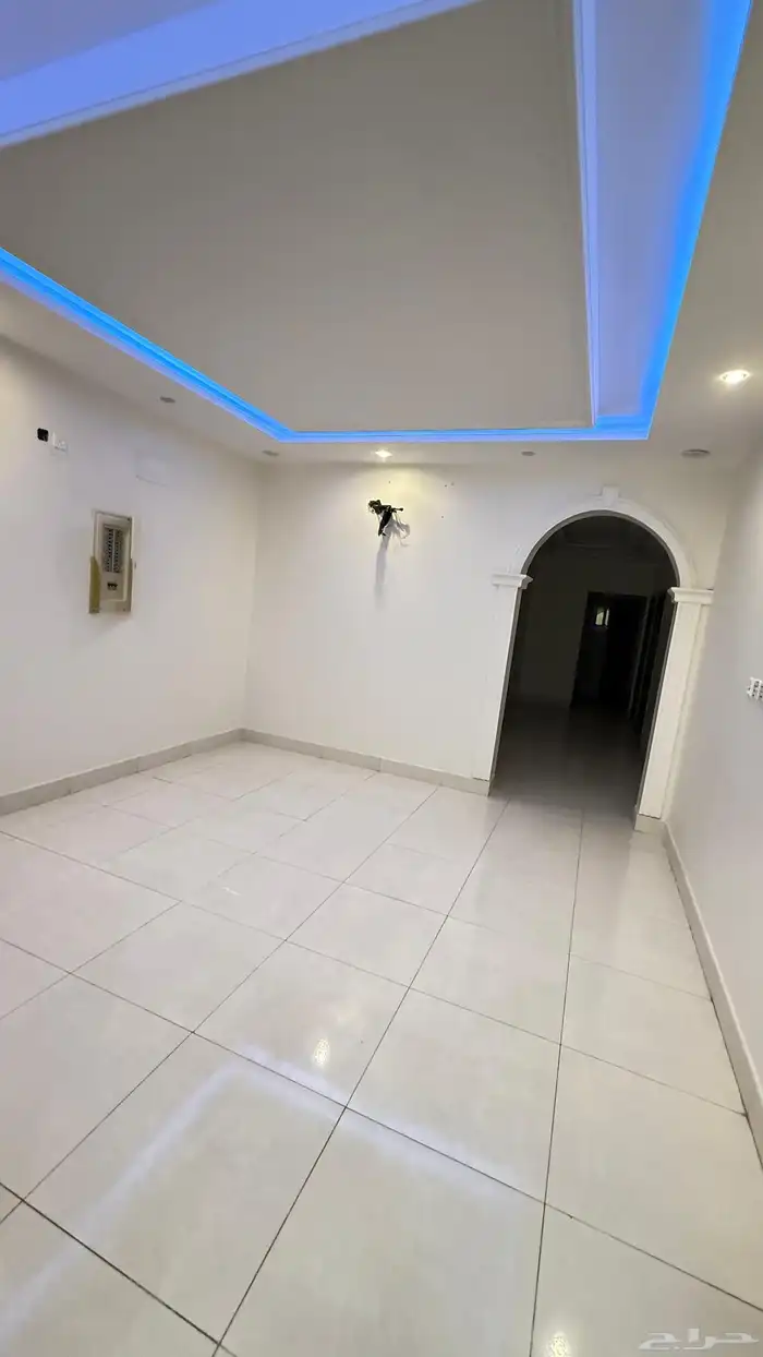شقتين جديده 5 غرف للإيجار - حي الفلاح مع الحمدانية 4