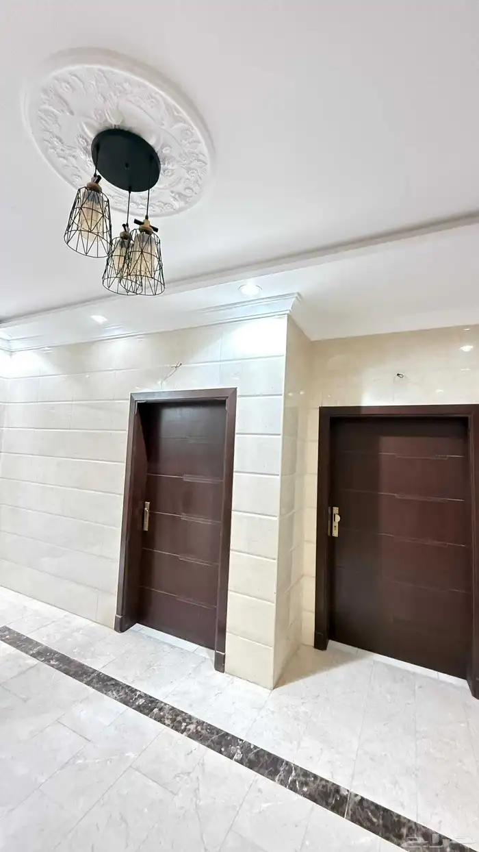 شقتين جديده 5 غرف للإيجار - حي الفلاح مع الحمدانية 3