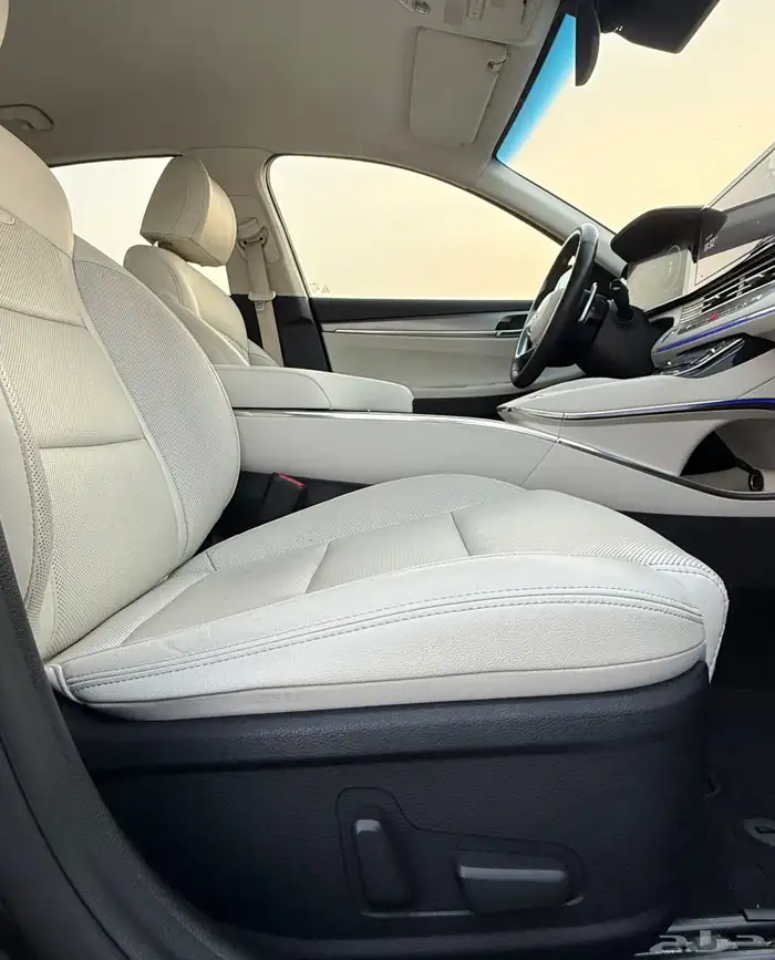 هونداي ازيرا 2022 ( 4 سلندر ) فل كامل بدون بانوراما للبيع 11