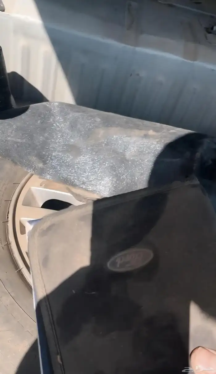 فورد فكتوريا بدي بلد لوحه مميزه 1