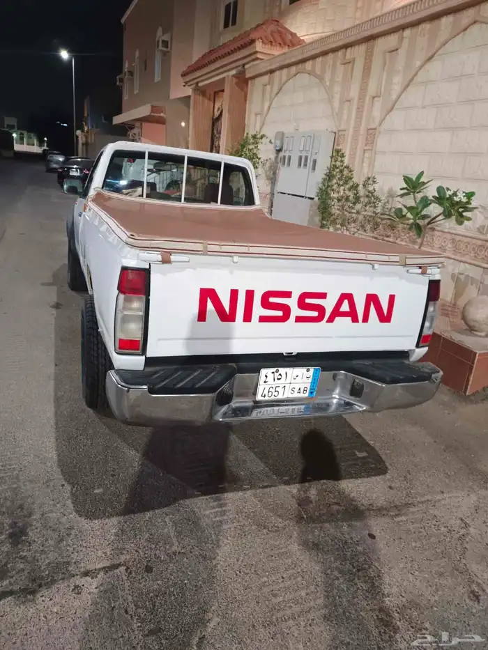 سيارة دتسن دبل ممشى 171 الف مديل السيارة 2015 2