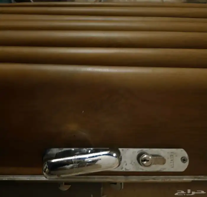 . باب سحب جلد للمجالس والصالات . 2