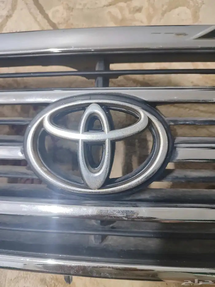 شبك امامي جيب لاندكروزر من 1998 إلى 2002 تايلاند 7