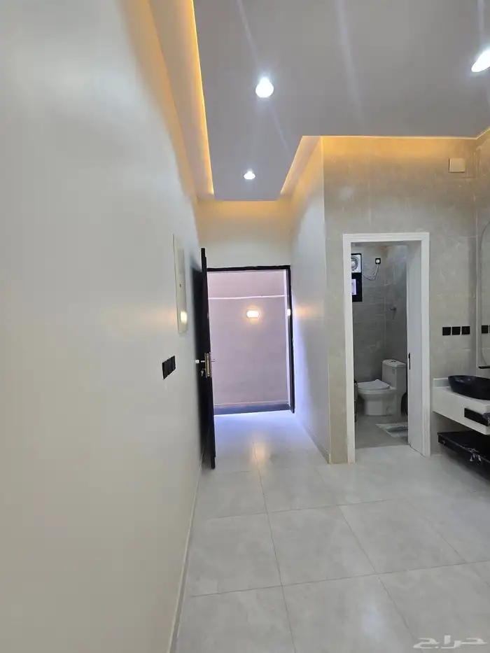 للبيع شقق ارضيه بحوش وعلويه بمشب نار بالسطح ابها الزهور 9