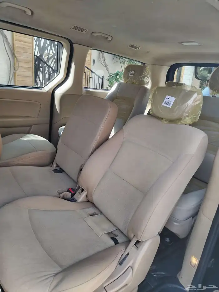 هونداي فإن اتش ون موديل 2016 نظيف اللون بني 7