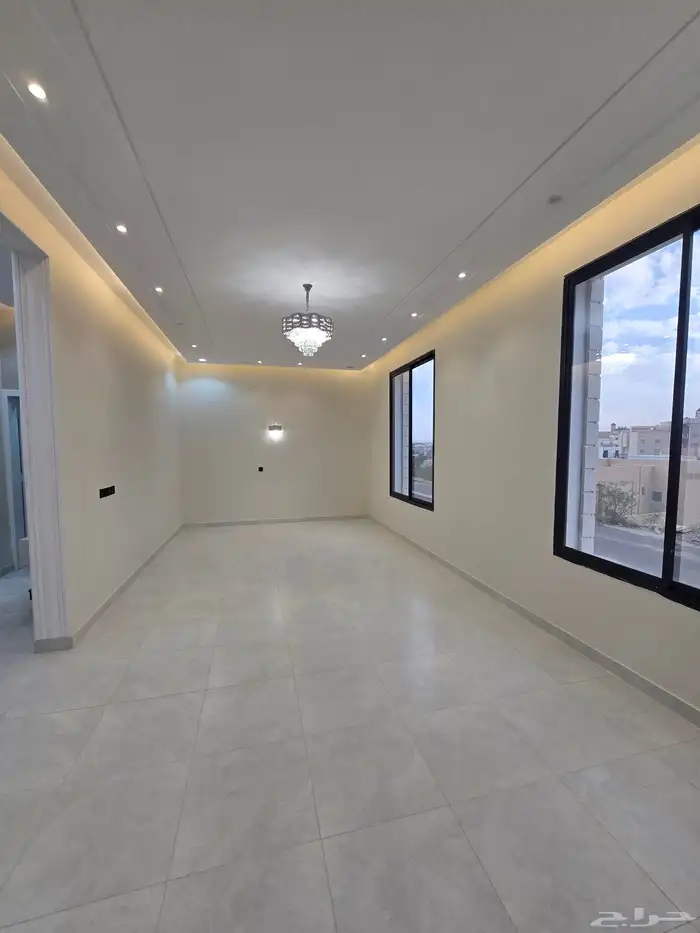 للبيع شقق ارضيه بحوش وعلويه بمشب نار بالسطح ابها الزهور 23