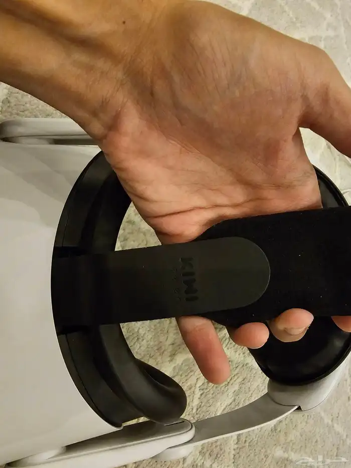 Oculus quest 2 256gb مع اكسسوارات 3