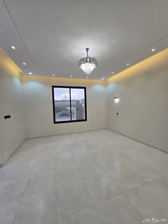 للبيع شقق ارضيه بحوش وعلويه بمشب نار بالسطح ابها الزهور 3