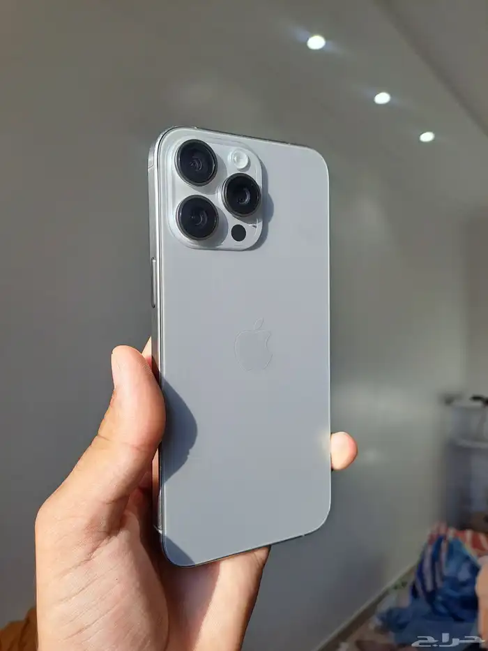 آيفون 15 برو ماكس 7