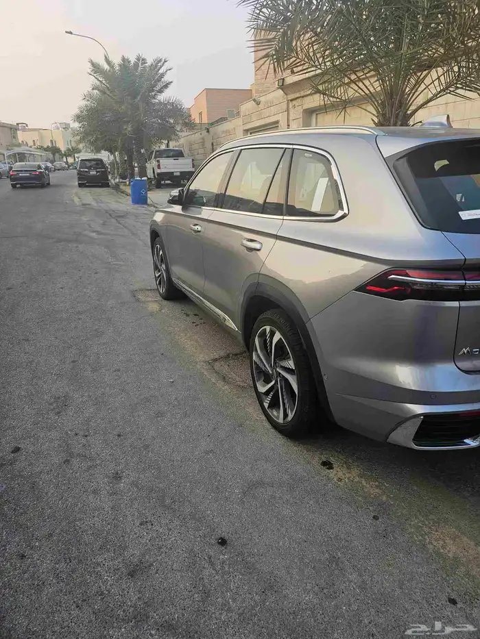 جيلي منجارو فضي 2023 4