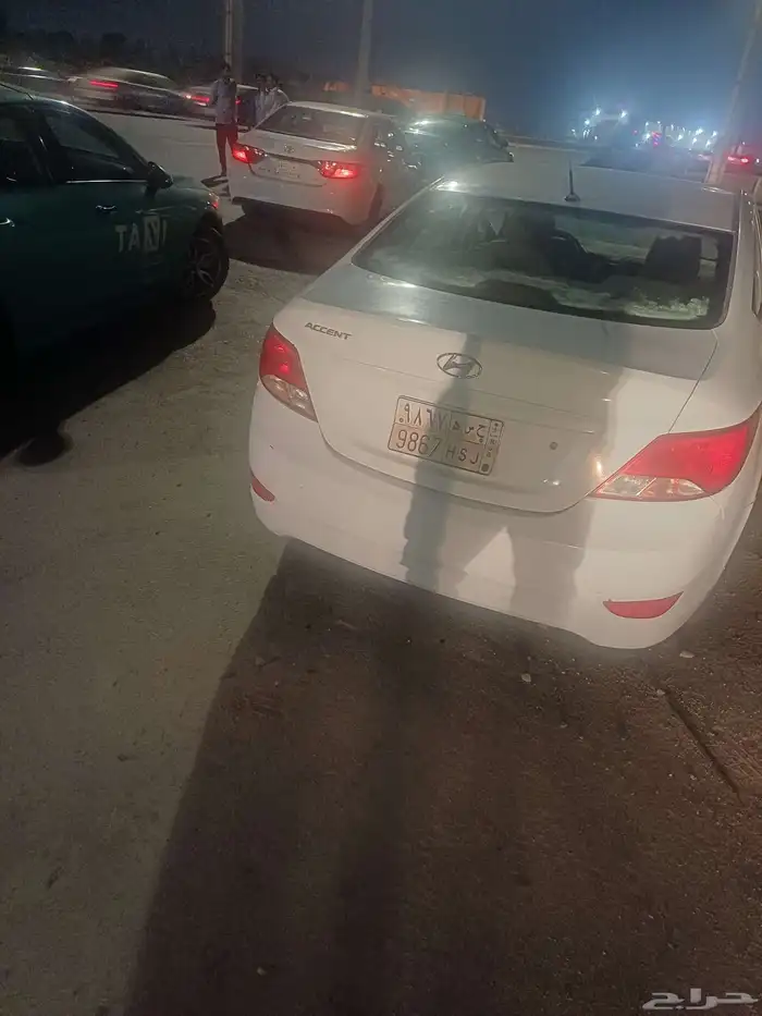 للبيع سياره اكسنت. 2015 1