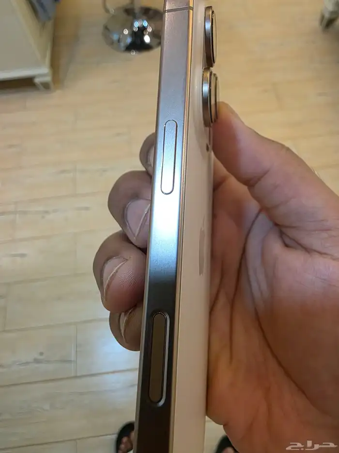 للبيع ايفون 16 pro 265 3