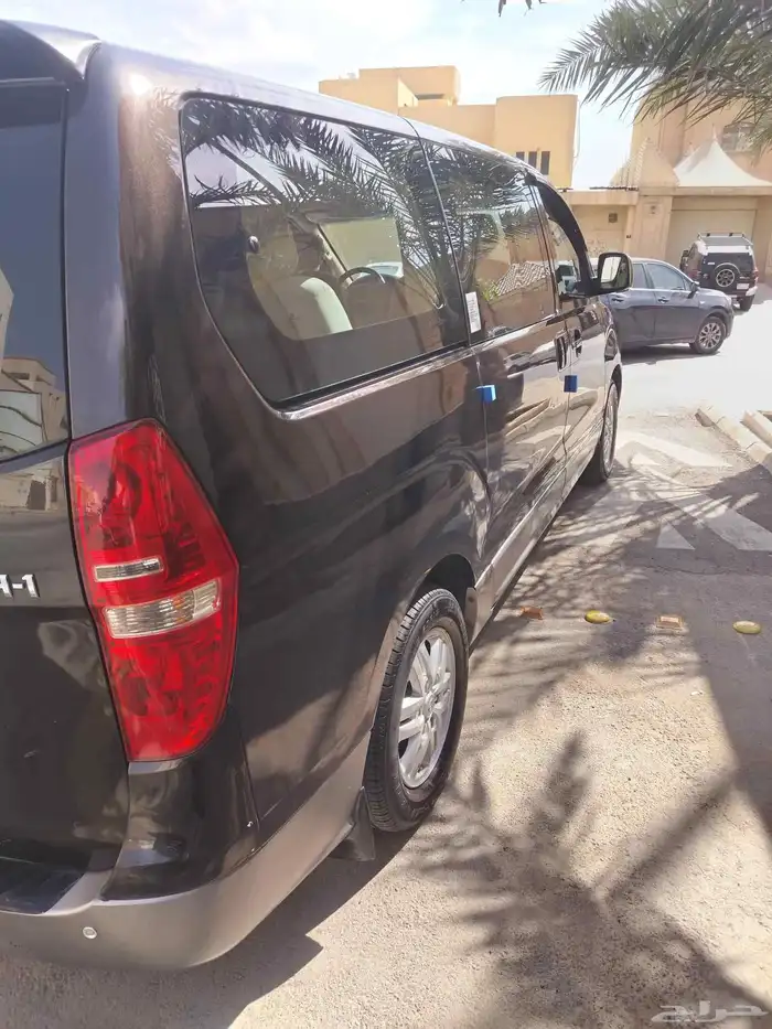 هونداي فإن اتش ون موديل 2016 نظيف اللون بني 10