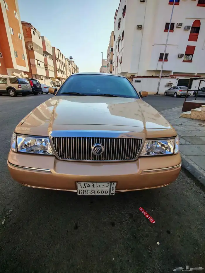 فورد قراند ماركيز للبيع 2005 ماشي 269 GS برقهام نادر 0