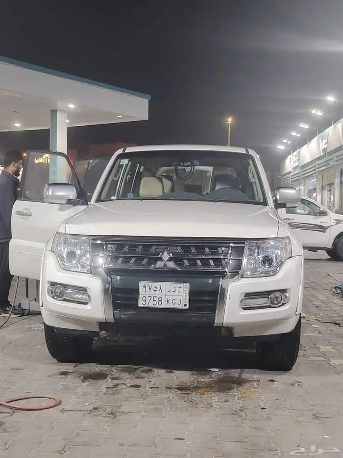 مستبيشي باجيرو 2016 للبيع 2