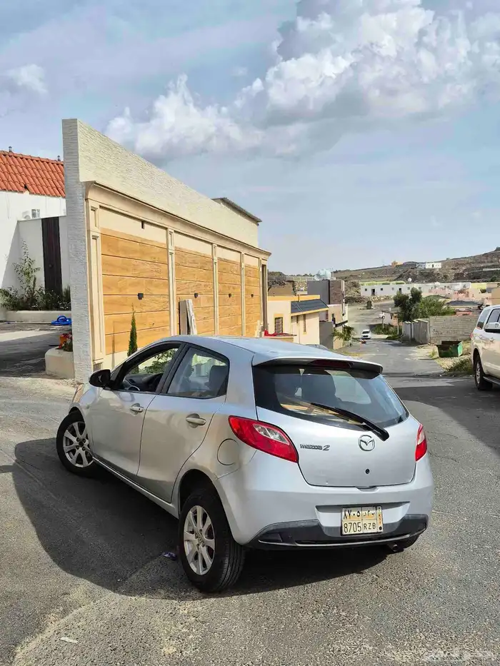 مازدا 2 2011 للبيع 13