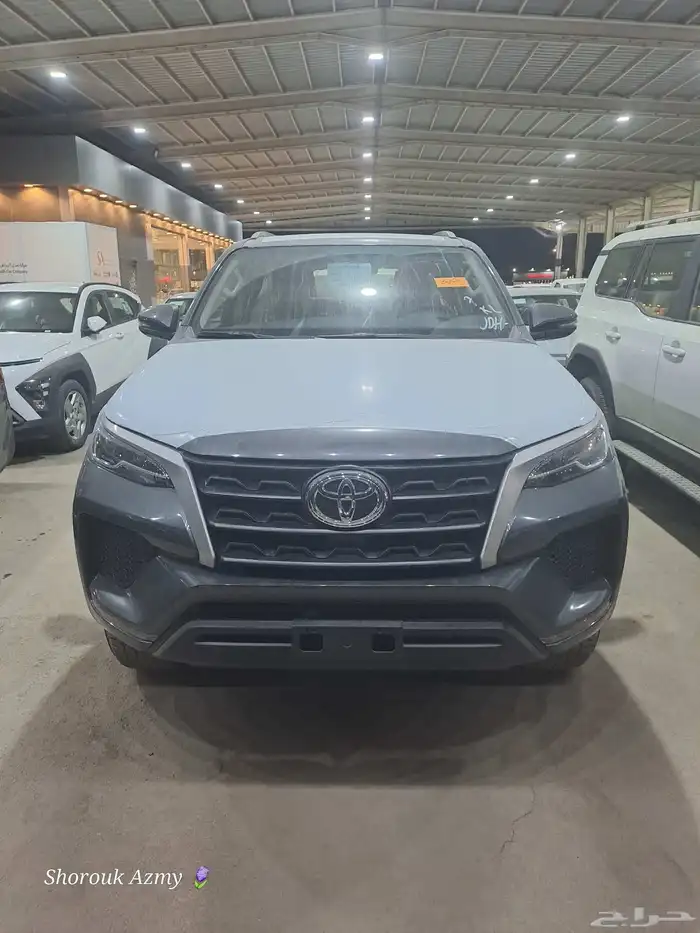 تويوتا فورتشنر GX دبل موديل 2025 6