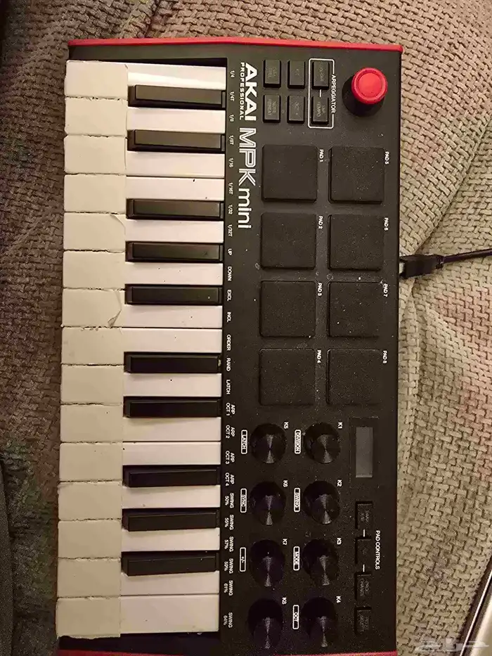 وحدة تحكم midi 0