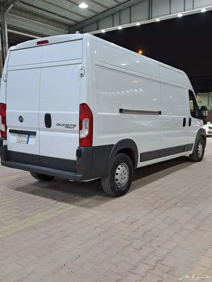 فان فيات الموديل 2015 4